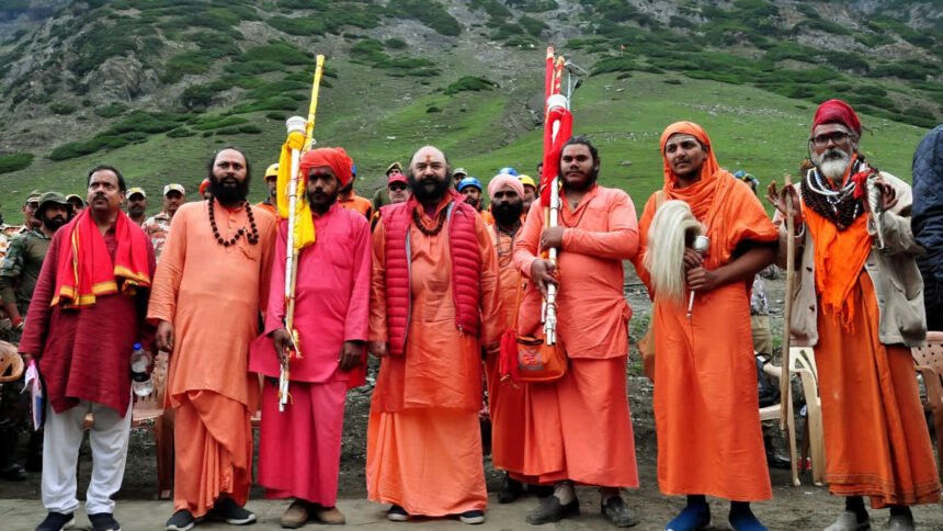 Annual Amarnath Yatra Culminates on Raksha Bandhan as Chhari Mubarak Reaches Holy Cave for Special Rituals