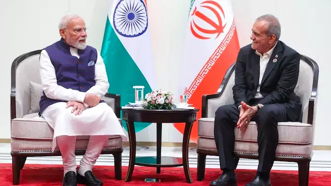 Modi Calls for West Asia De-Escalation via Dialogue, Pushes to Expand Trade Basket in Talks with Iran’s Pezeshkian