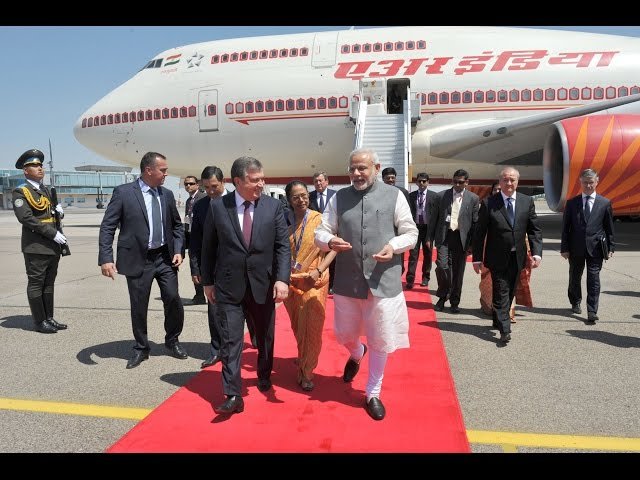 PM Modi Lands in Tashkent on High-Stakes Central Asia Tour: President Mirziyoyev Extends Special Airport Welcome