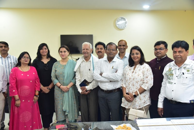 Highways, Tunnels & Economic Shift Bhopal Media Delegation Reviews J&K's Post-Article 370 Transformation