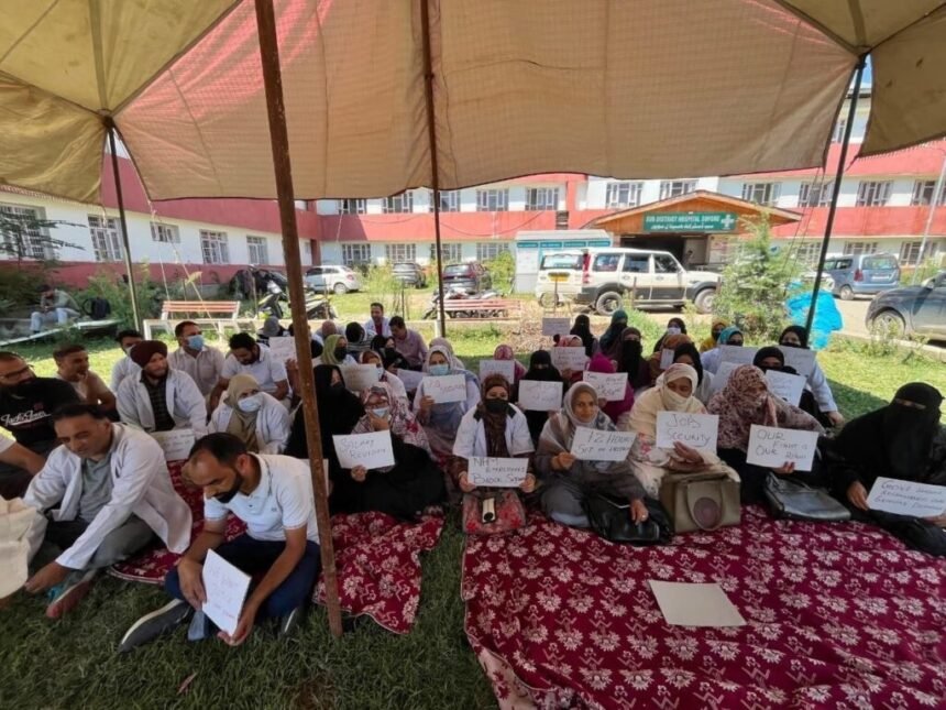 NHM Employees Begin 72-Hour Strike Across J&K Over Pay Parity, Job Security