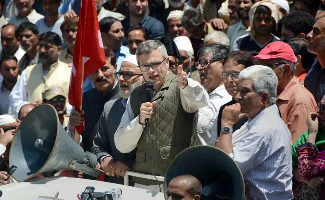 Omar Abdullah Slams Double Standards in Srinagar: 5 Hard-Hitting Counters to BJP's Resignation Dare
