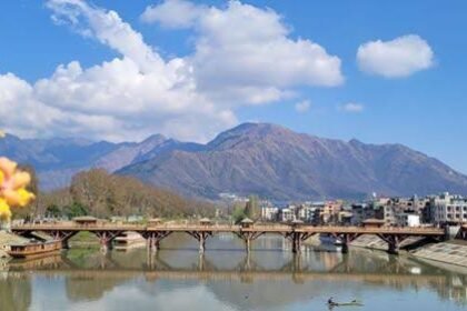 Weather to Remain Mainly Dry in J&K Over Next 10 Days, Predicts MeT; Temperatures Stay Above Normal